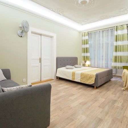 Modern Apartment Navratilova 16 Prague Luaran gambar